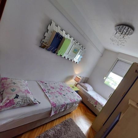 Luxurious Apartment Majda, 2 Bathrooms And Free Parking Split Kültér fotó