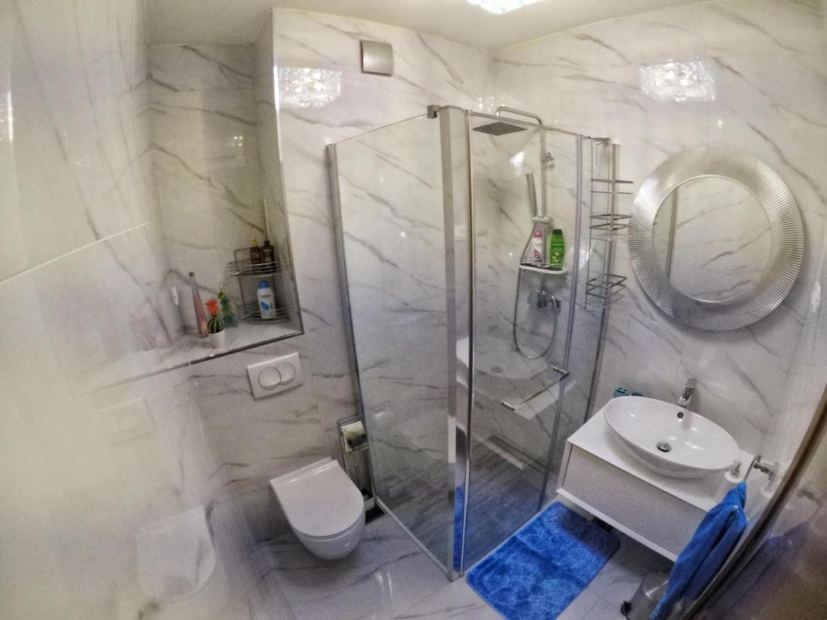 Luxurious Apartment Majda, 2 Bathrooms And Free Parking Split Kültér fotó