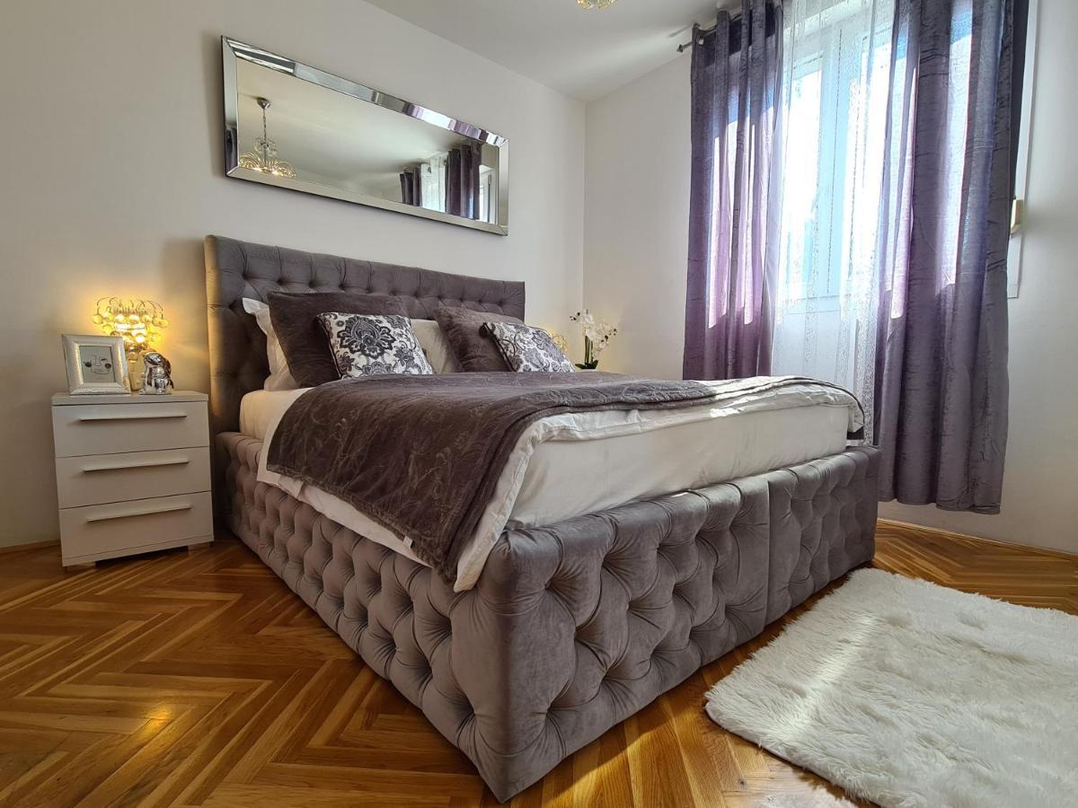 Luxurious Apartment Majda, 2 Bathrooms And Free Parking Split Kültér fotó