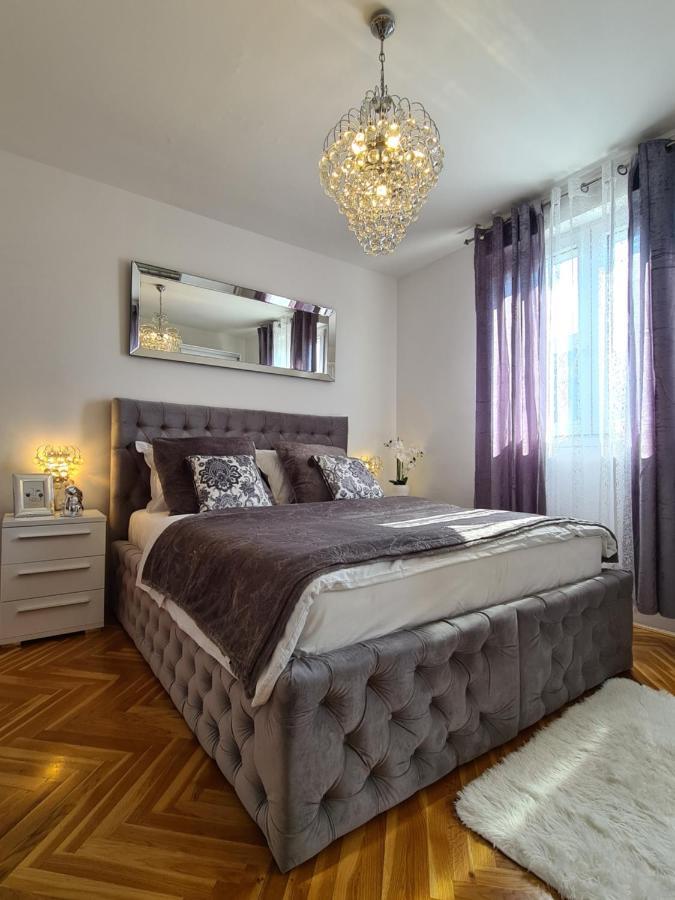 Luxurious Apartment Majda, 2 Bathrooms And Free Parking Split Kültér fotó
