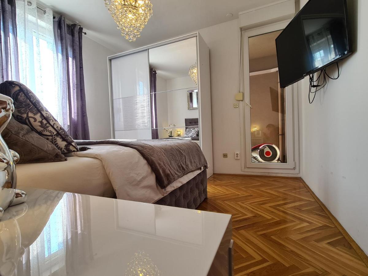 Luxurious Apartment Majda, 2 Bathrooms And Free Parking Split Kültér fotó